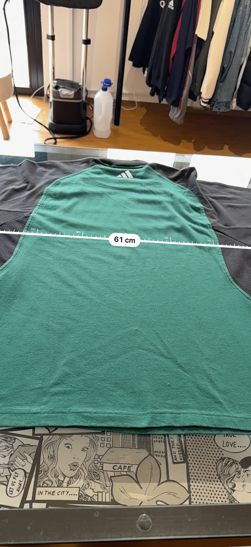 Vintage Adidas t-shirt