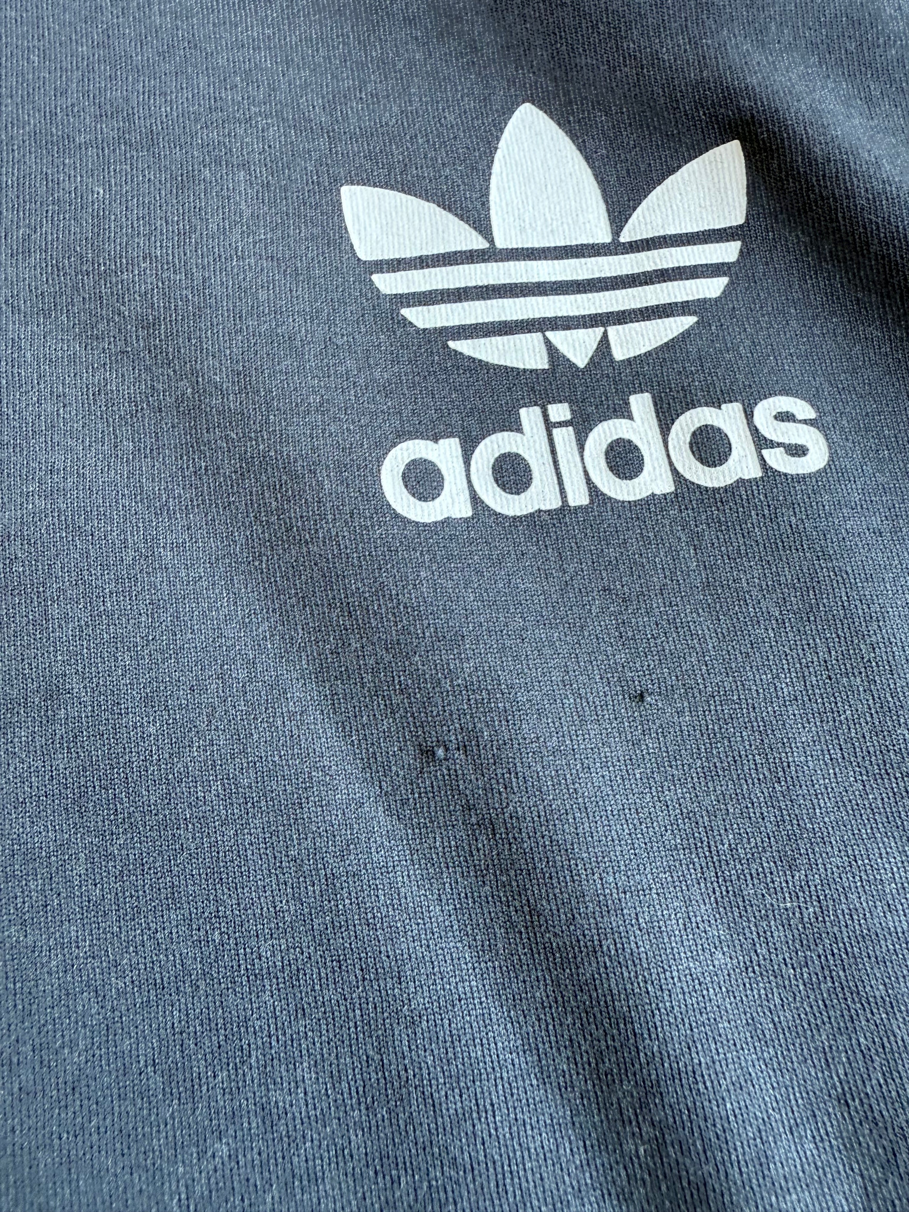 Vintage Adidas t-shirt