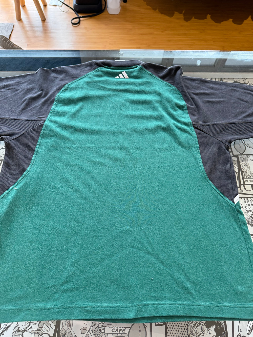 Vintage Adidas t-shirt