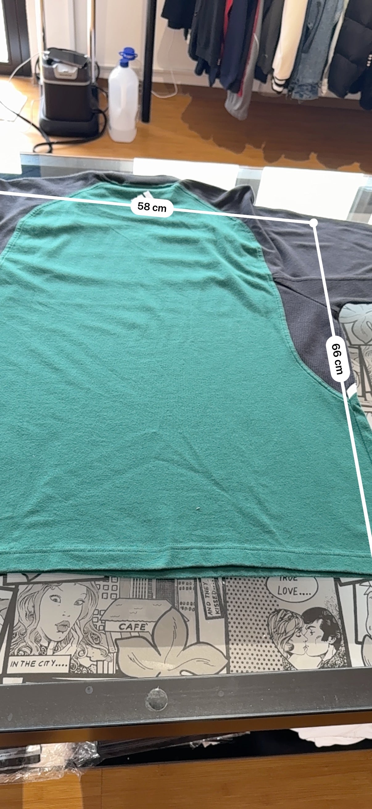 Vintage Adidas t-shirt