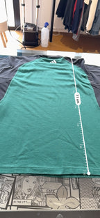 Vintage Adidas t-shirt