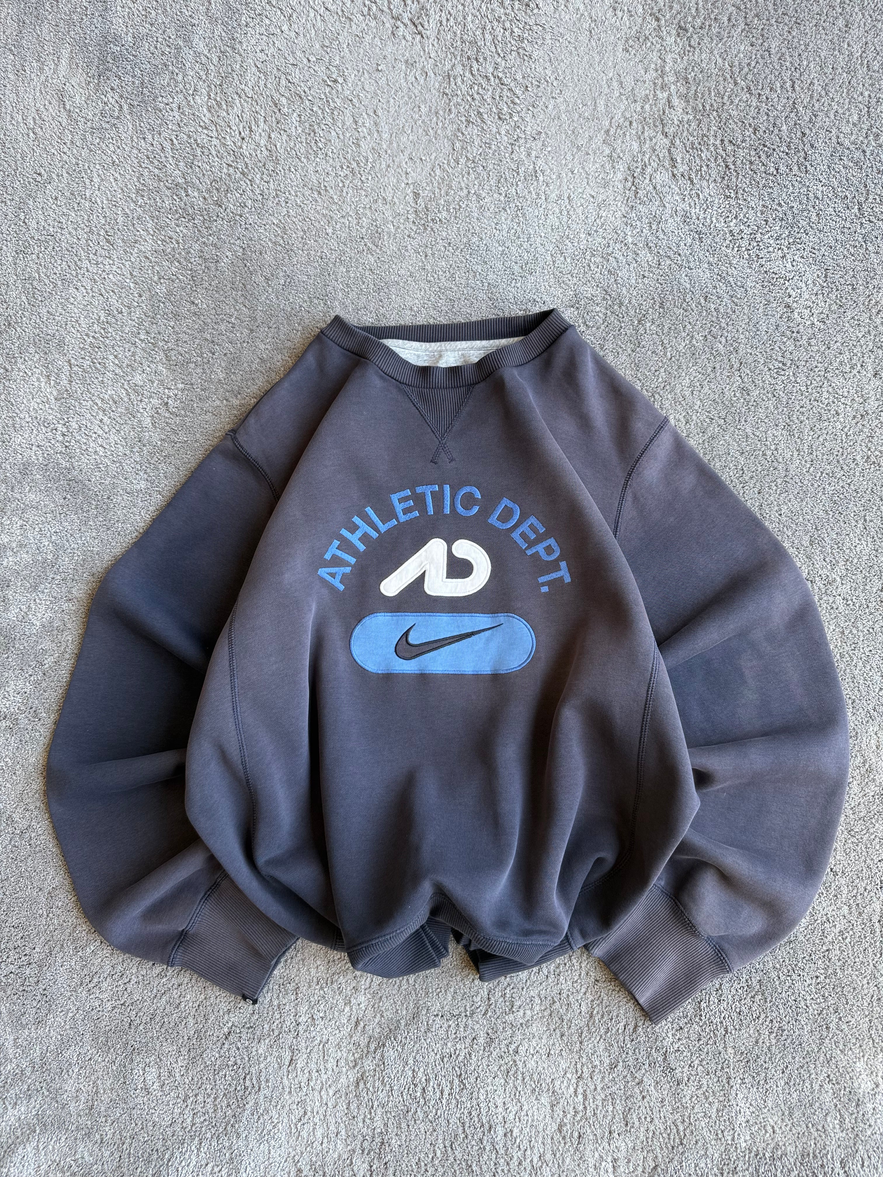 Vintage Nike sweatshirt