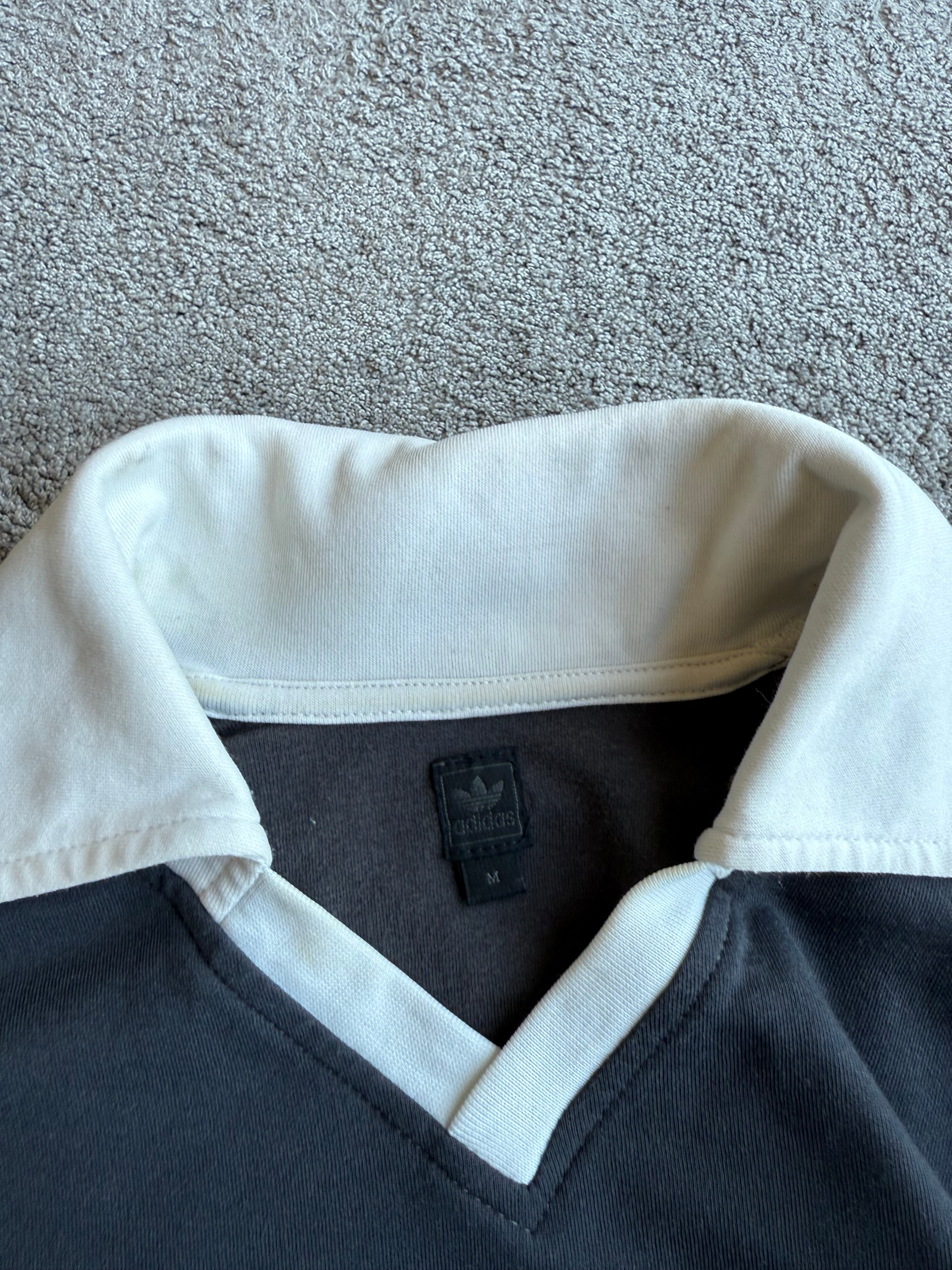 Vintage Adidas t-shirt