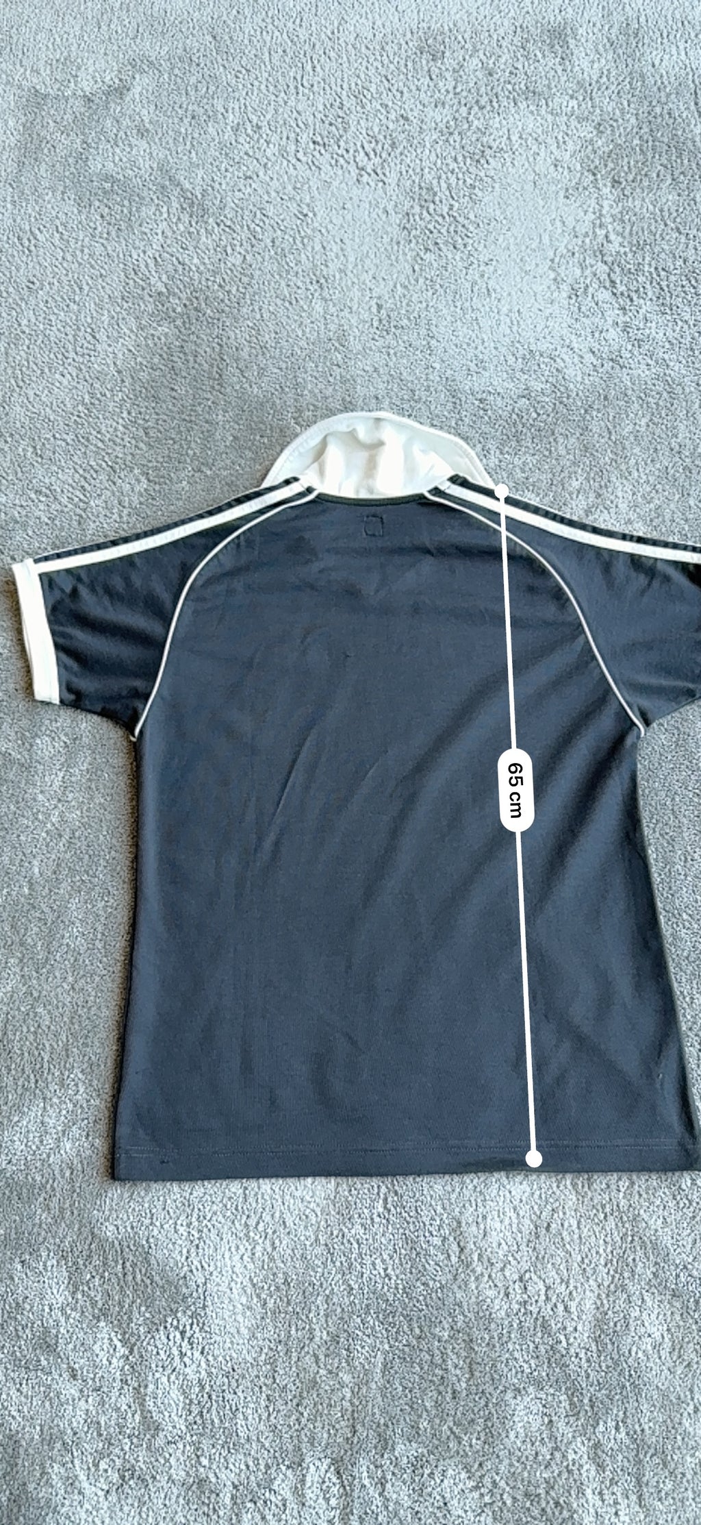 Vintage Adidas t-shirt
