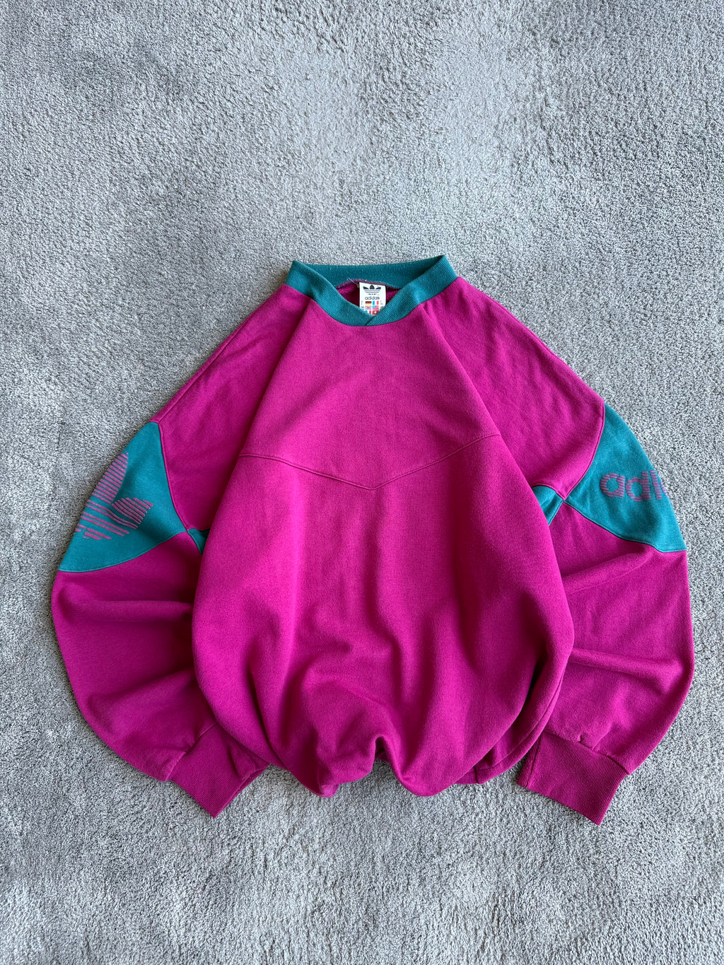 Vintage Adidas sweatshirt