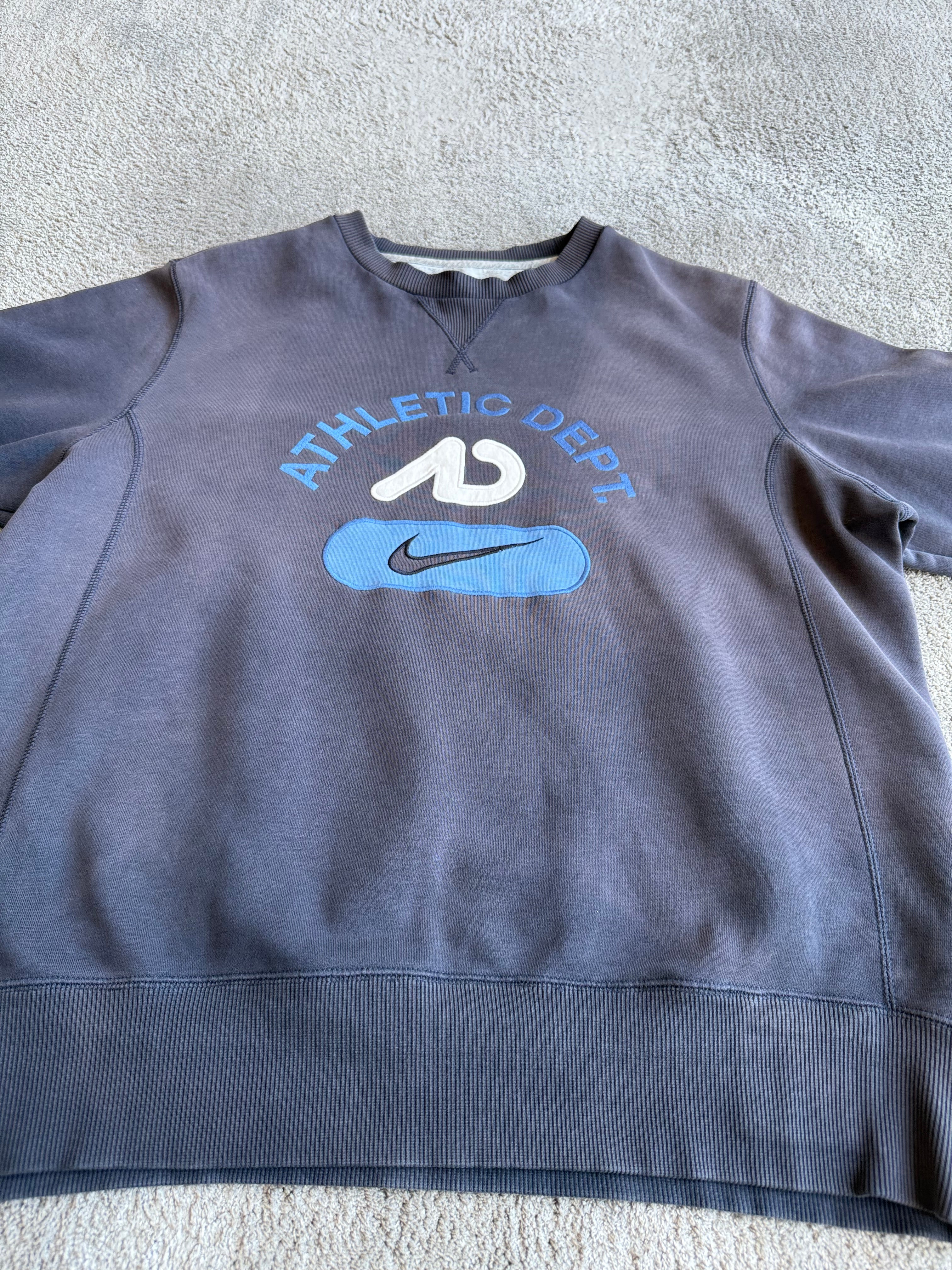 Vintage Nike sweatshirt