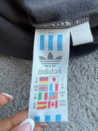Vintage Adidas t-shirt